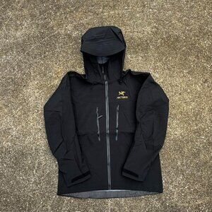 Arc'teryx Men's Black Jacket